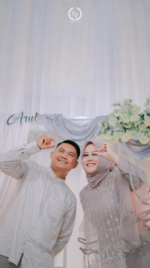 Foto sampul undangan Arul & Dika