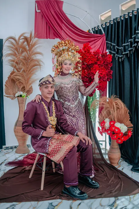 Foto sampul undangan Sari & Asep