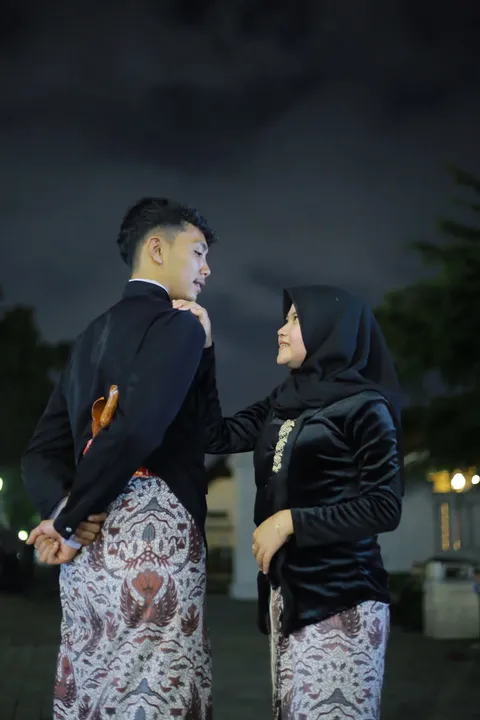 Foto sampul undangan Huda & Luthfa