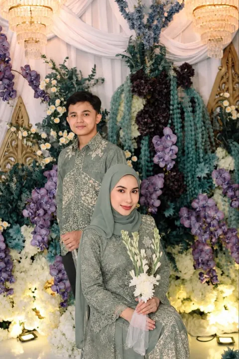 Foto sampul undangan Jell & Beliana