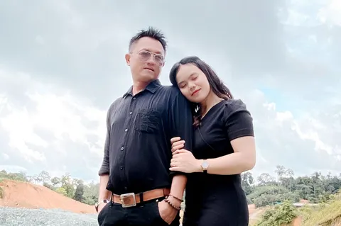 Foto sampul undangan Indrawan & Hetty