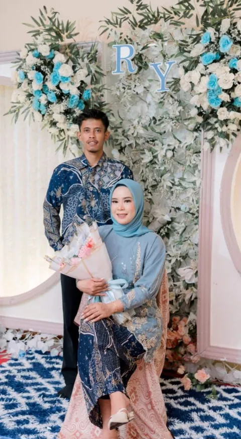Foto sampul undangan Rahmat Ardiansyah & Afril Yani