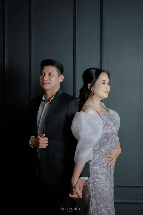 Foto sampul undangan Restiana & Jend