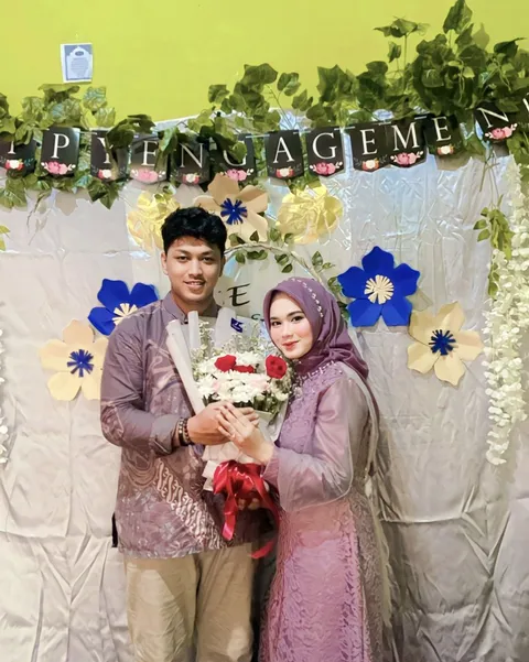 Foto sampul undangan Ruly Arpiyansah & Nureliza