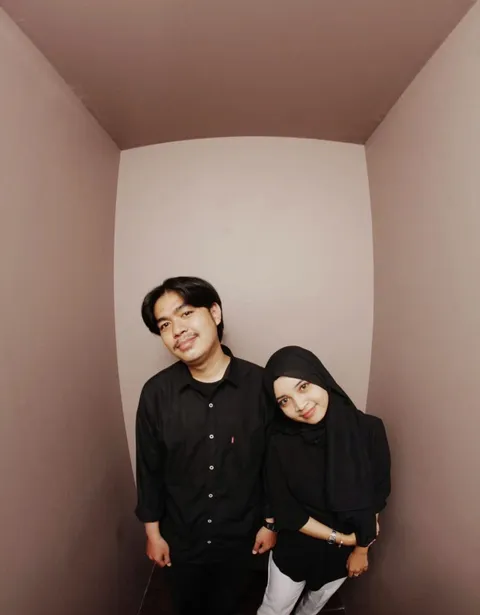 Foto sampul undangan Fikri Adiansah & Elda Nur Edlian S
