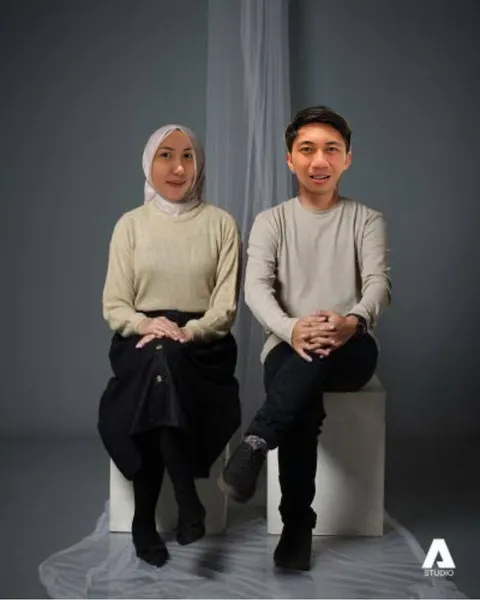 Foto sampul undangan Ara & Awan