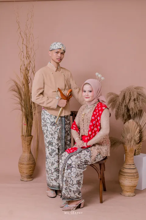 Foto sampul undangan Bela & Khoirul