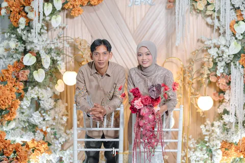Foto sampul undangan Jefri & Devi