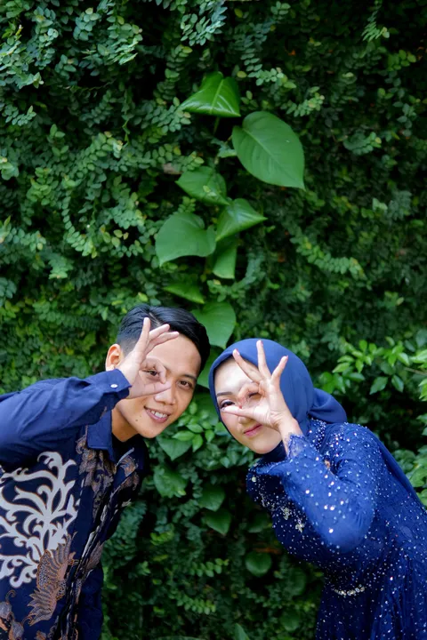 Foto sampul undangan Nadya & Burhan