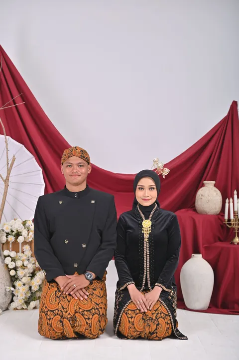 Foto sampul undangan Rama & Rossi