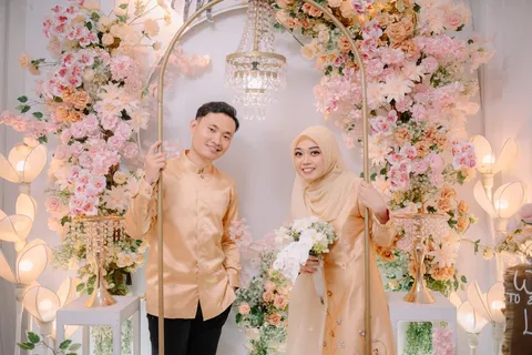 Foto sampul undangan Lilis & Meigi