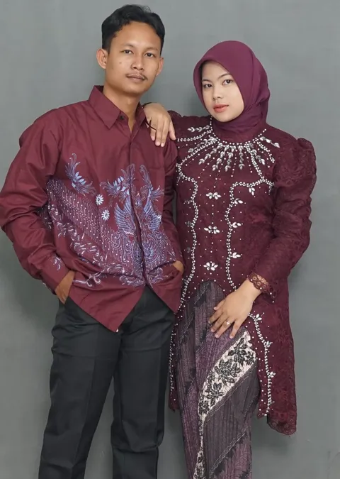 Foto sampul undangan Marta & Pebri