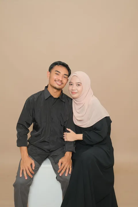 Foto sampul undangan Amat & Niar