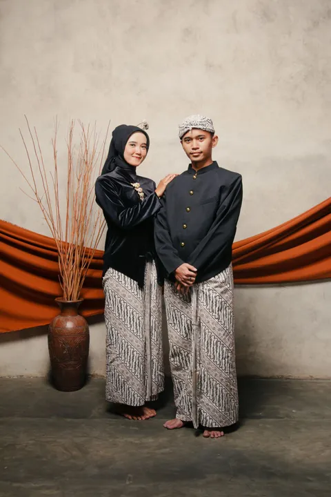 Foto sampul undangan Lisna Gustiani & Hidayat