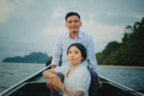 Foto sampul undangan Ayu & Nando