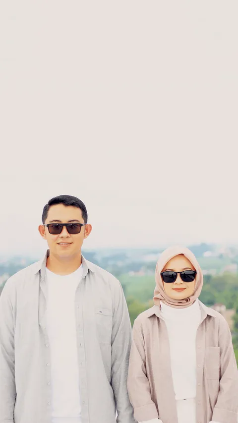 Foto sampul undangan Nia & Dimas
