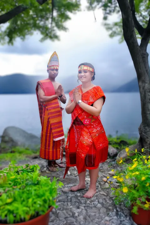 Foto sampul undangan Rona & Hardi