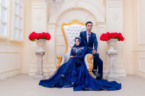 Foto sampul undangan Erlin & Narko