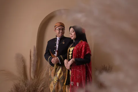 Foto sampul undangan Fauzi & Nopita