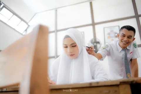 Foto sampul undangan Devi & Fiqi
