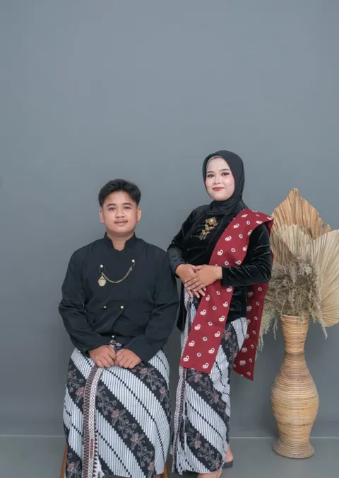 Foto sampul undangan Adi Ardiansyah & Tia Agustin