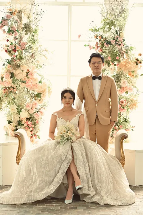 Foto sampul undangan Yokris & David
