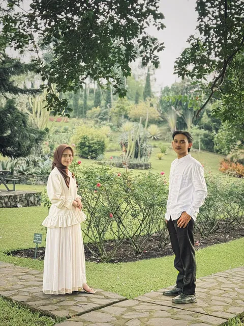 Foto sampul undangan Arifin & Intan