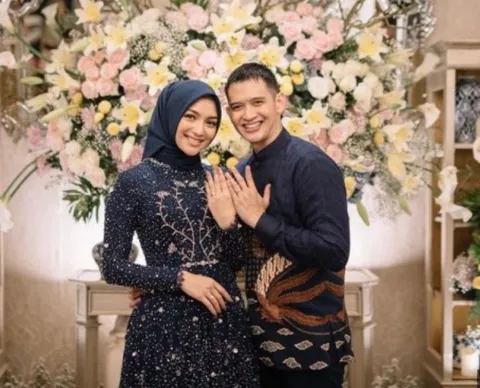 Foto sampul undangan Dimas Putra & Cahya Putri