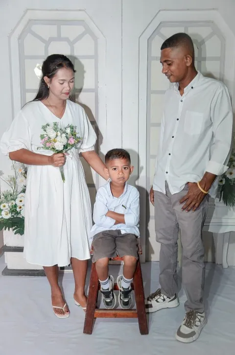 Foto sampul undangan Rilly & Randy