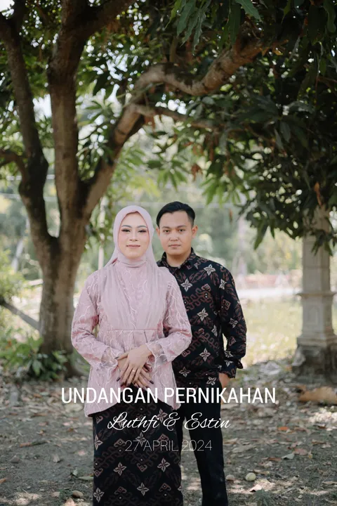 Foto sampul undangan Estin & Luthfi