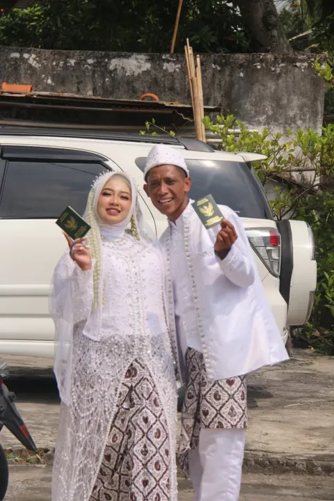 Foto sampul undangan Dyah Nawang P & Agung Setiabudi