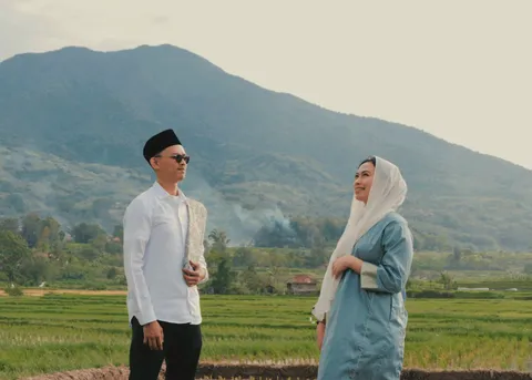 Foto sampul undangan Nadya & Qyo