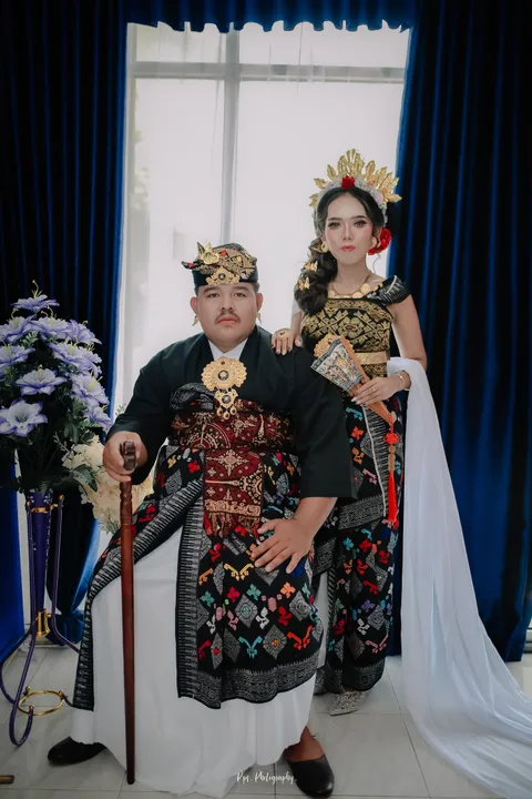 Foto sampul undangan Kadek & Gede