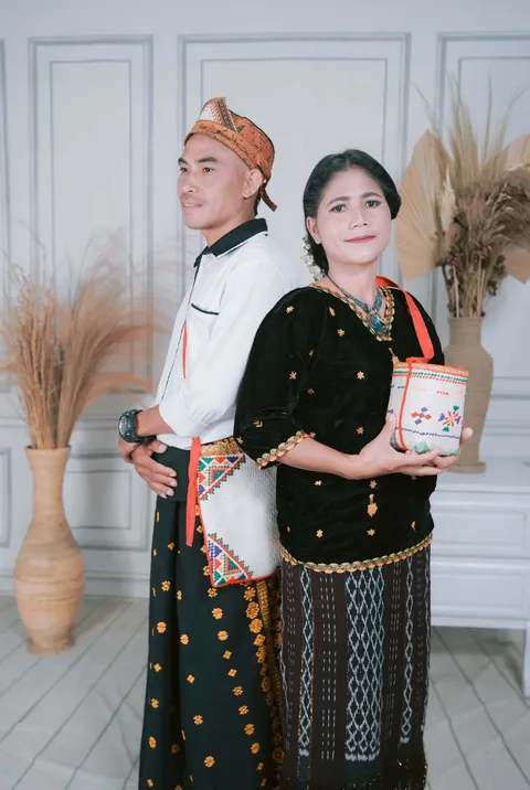 Foto sampul undangan Erna & Noken