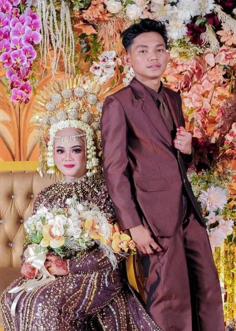 Foto sampul undangan Lia & Ripa