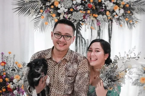 Foto sampul undangan Namiera & Ronaldo