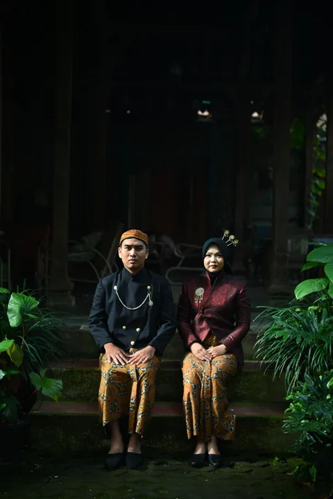 Foto sampul undangan Tangguh Hakam Digdayana & Ani Ayulita