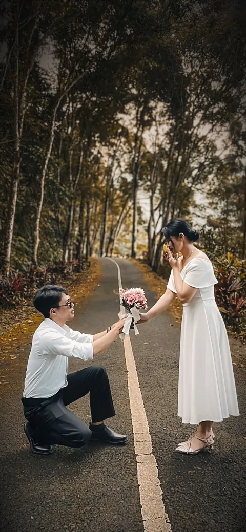 Foto sampul undangan Alin & Kharis