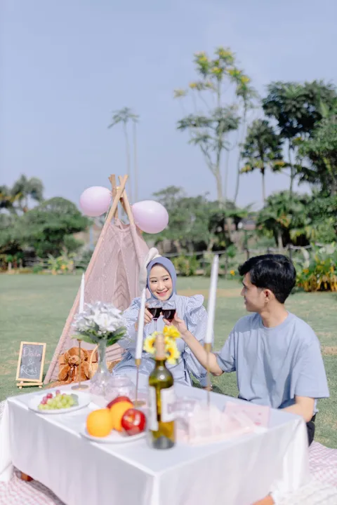 Foto sampul undangan Romi & Dinda