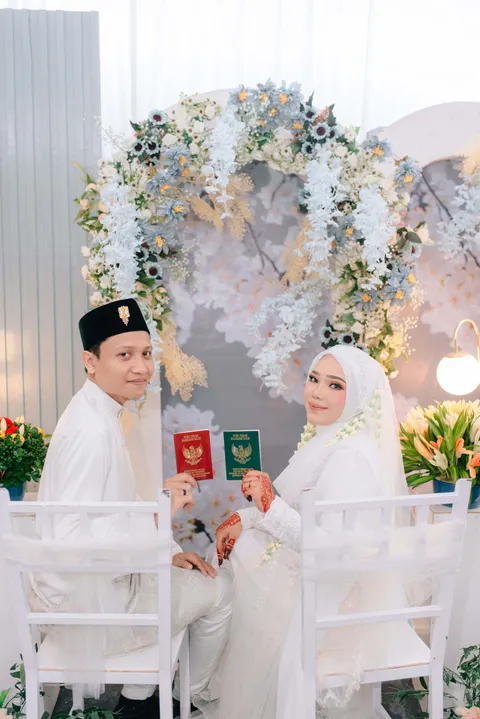 Foto sampul undangan Liza & Imam