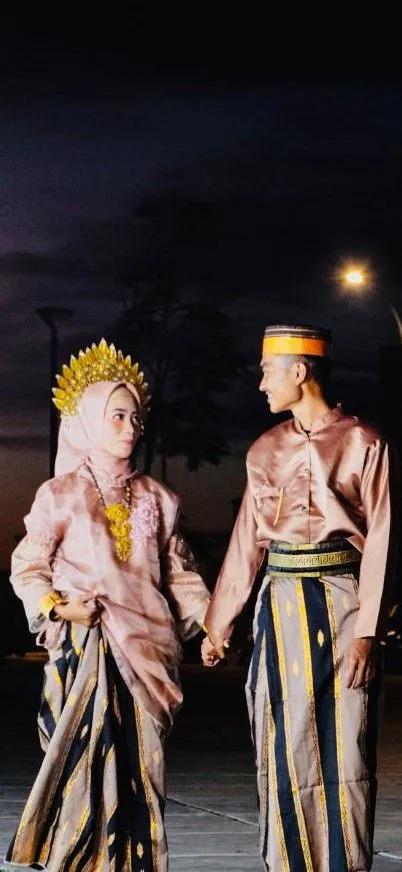 Foto sampul undangan Fikri & Lisa
