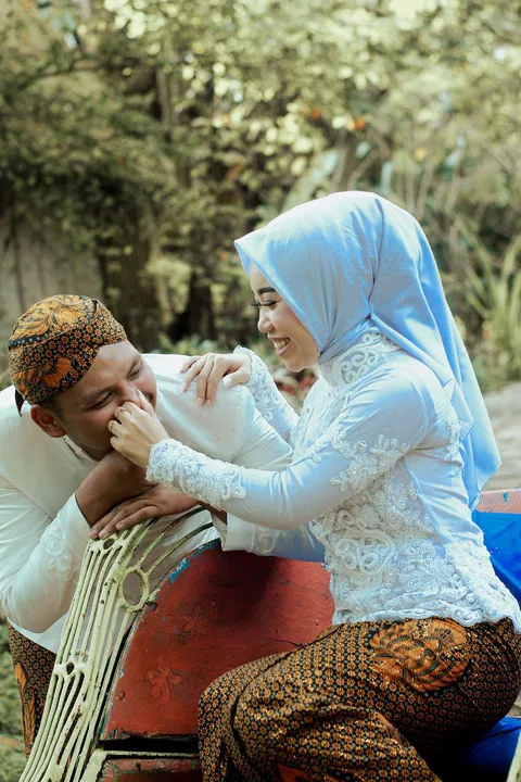 Foto sampul undangan Desi Apriliani & Azriel Fauzan