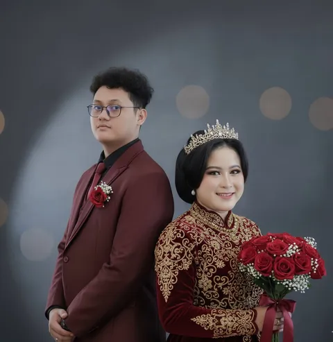 Foto sampul undangan Adhyatama & Febriyanti