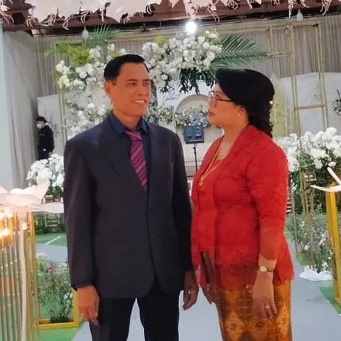 Foto sampul undangan Christina Sri Agustini & Ignatius Suyatno