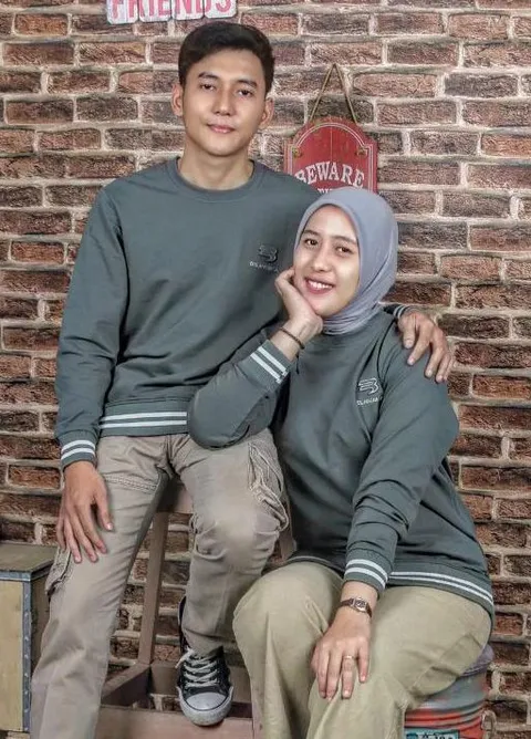Foto sampul undangan Halim & Ria