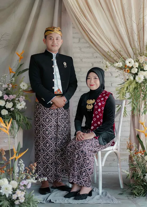 Foto sampul undangan Anwar & Lusi