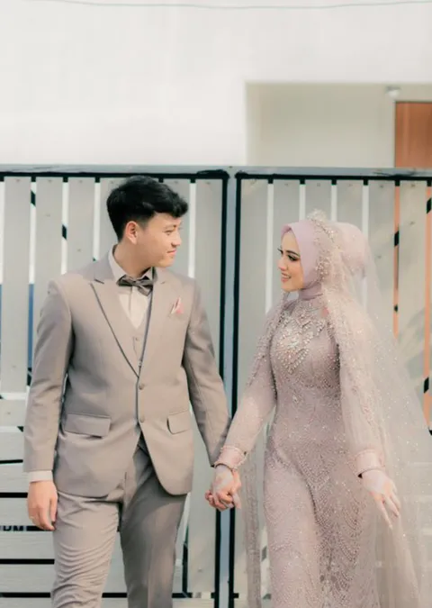 Foto sampul undangan Adinda & Galih