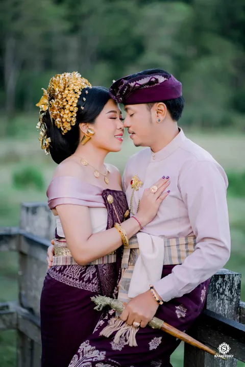 Foto sampul undangan Gek Ona & Bayu