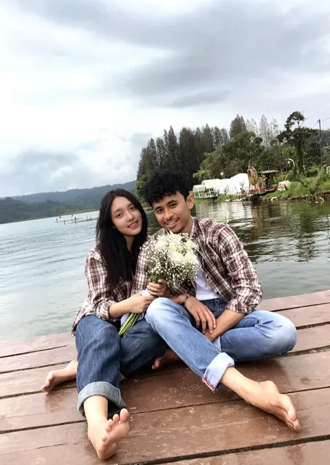 Foto sampul undangan Yerika & Jefta
