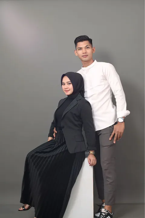 Foto sampul undangan Oqe & Kania